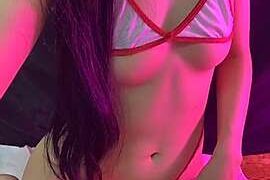 X-X-Xi naked stripping on cam for live sex video chat
