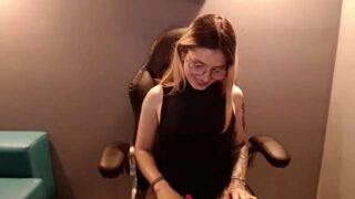 ammywhite_ naked stripping on cam for live sex video chat