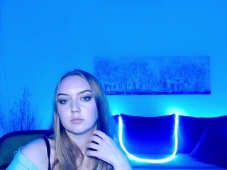 AngelaGreens nude on cam – live sex chat