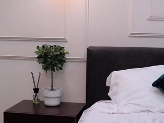 AshlyCarter nude on cam – live sex chat