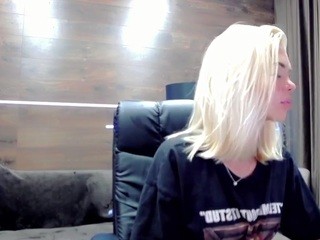 Dayannaqueen nude on cam – live sex chat