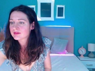 HannahSmile nude on cam – live sex chat