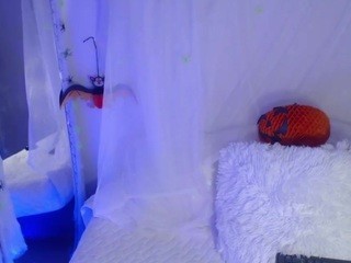 Isabella-w nude on cam – live sex chat