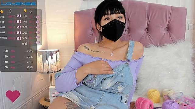 Itzanani naked stripping on cam for live sex video chat
