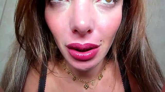 jacksonchloex naked stripping on cam for live sex video chat