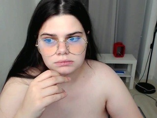 Joyone nude on cam – live sex chat