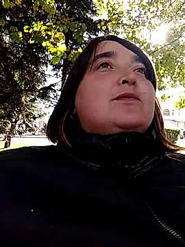 _Laurra_ naked stripping on cam for live sex video chat