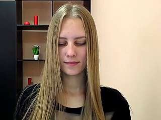 lilian_l naked stripping on cam for live sex video chat