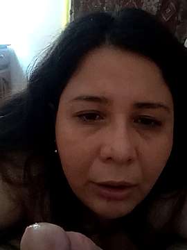 mamonita naked stripping on cam for live sex video chat
