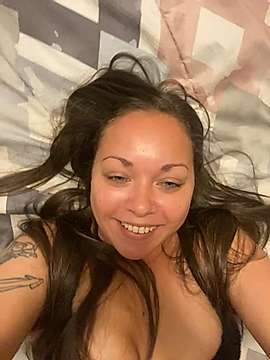 MilfSugaSuga naked stripping on cam for live sex video chat