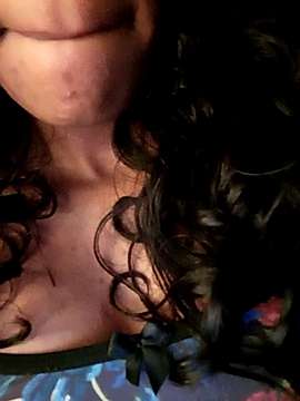 Nicesexygirl-y2k naked stripping on cam for live sex video chat