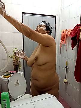 Nina-Bigboobs naked stripping on cam for live sex video chat