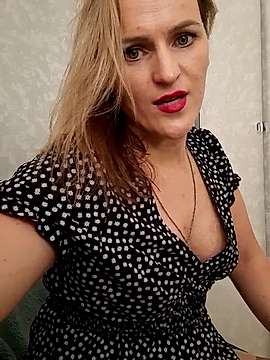 _ParisHot_ naked stripping on cam for live sex video chat