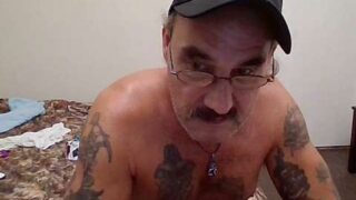 pdogpimpindollarz naked stripping on cam for live sex video chat