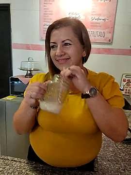 sofiabigtitslatin51 naked stripping on cam for live sex video chat