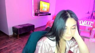 sofiammool naked stripping on cam for live sex video chat