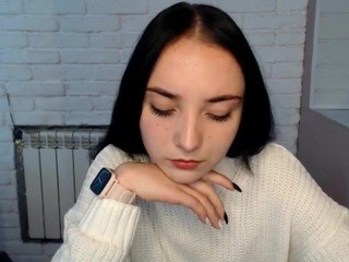 SweetBritany nude on cam – live sex chat