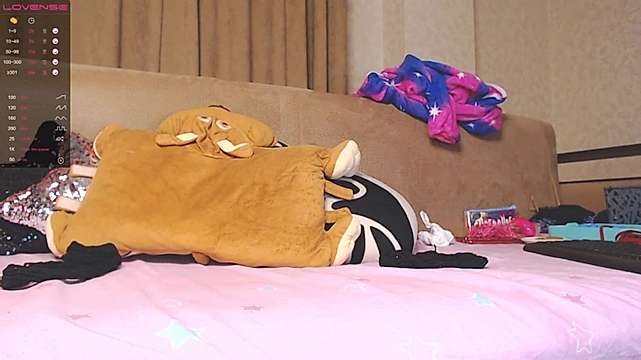 TorySoSweety naked stripping on cam for live sex video chat