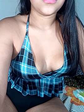 usha_ naked stripping on cam for live sex video chat