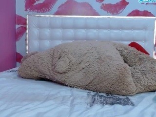 WhitePuma nude on cam – live sex chat