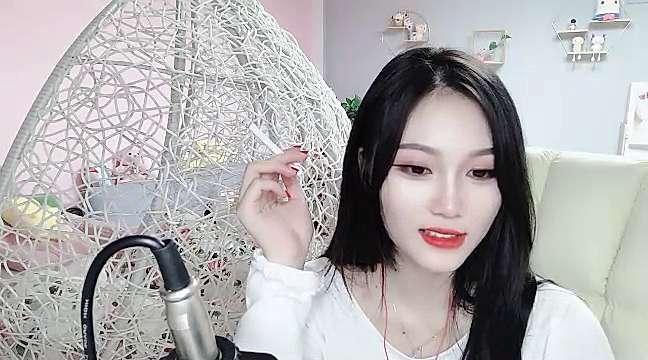 xiao-yuer naked stripping on cam for live sex video chat