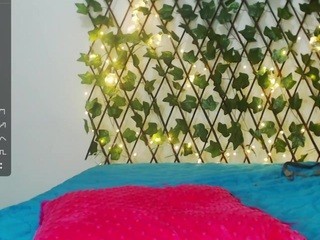 Celestemills nude on cam – live sex chat