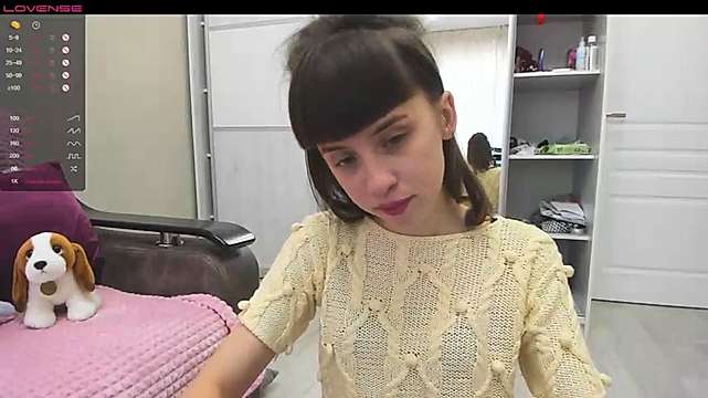 FlowerOfSin2001 naked stripping on cam for live sex video chat