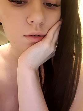 Gina_Leana naked stripping on cam for live sex video chat