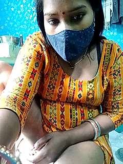 Gunnu-7 naked stripping on cam for live sex video chat
