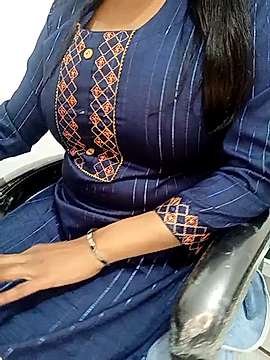 Hum-Tum_ naked stripping on cam for live sex video chat