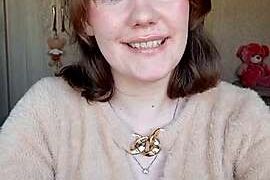 LuffyLoopsy naked stripping on cam for live sex video chat