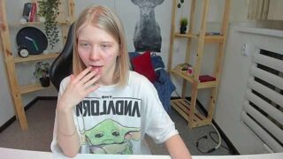 dorimori_i naked stripping on cam for live sex video chat
