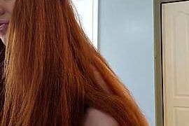 HickeyXo naked stripping on cam for live sex video chat