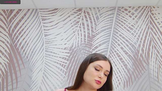Sweeety_Pie naked stripping on cam for live sex video chat