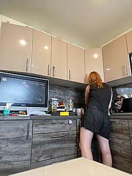 emmy_fan3 naked stripping on cam for live sex video chat
