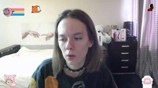 LittleElsie naked stripping on cam for live sex video chat