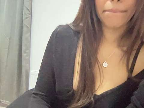 sofia_93 naked stripping on cam for live sex video chat