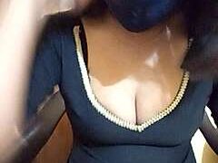 Jasmine_XX naked stripping on cam for live sex video chat