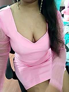 sakshi1s naked stripping on cam for live sex video chat