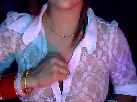 cutenspicey naked stripping on cam for live sex video chat