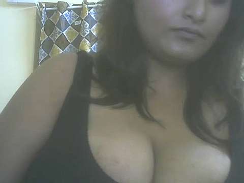 honey_bonny naked stripping on cam for live sex video chat