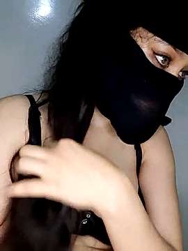rahaaaF naked stripping on cam for live sex video chat