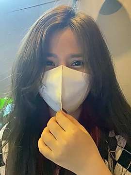 SamLee97 naked stripping on cam for live sex video chat