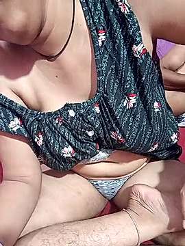 Desi_copule19 naked stripping on cam for live sex video chat