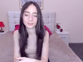 HannaRoys nude on cam – live sex chat