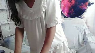 wenyi222 naked stripping on cam for live sex video chat