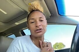 LolaBodyBunny naked stripping on cam for live sex video chat