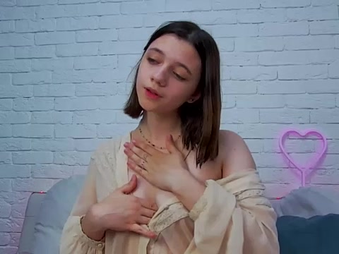 Lilly_bb_girl naked stripping on cam for live sex video chat