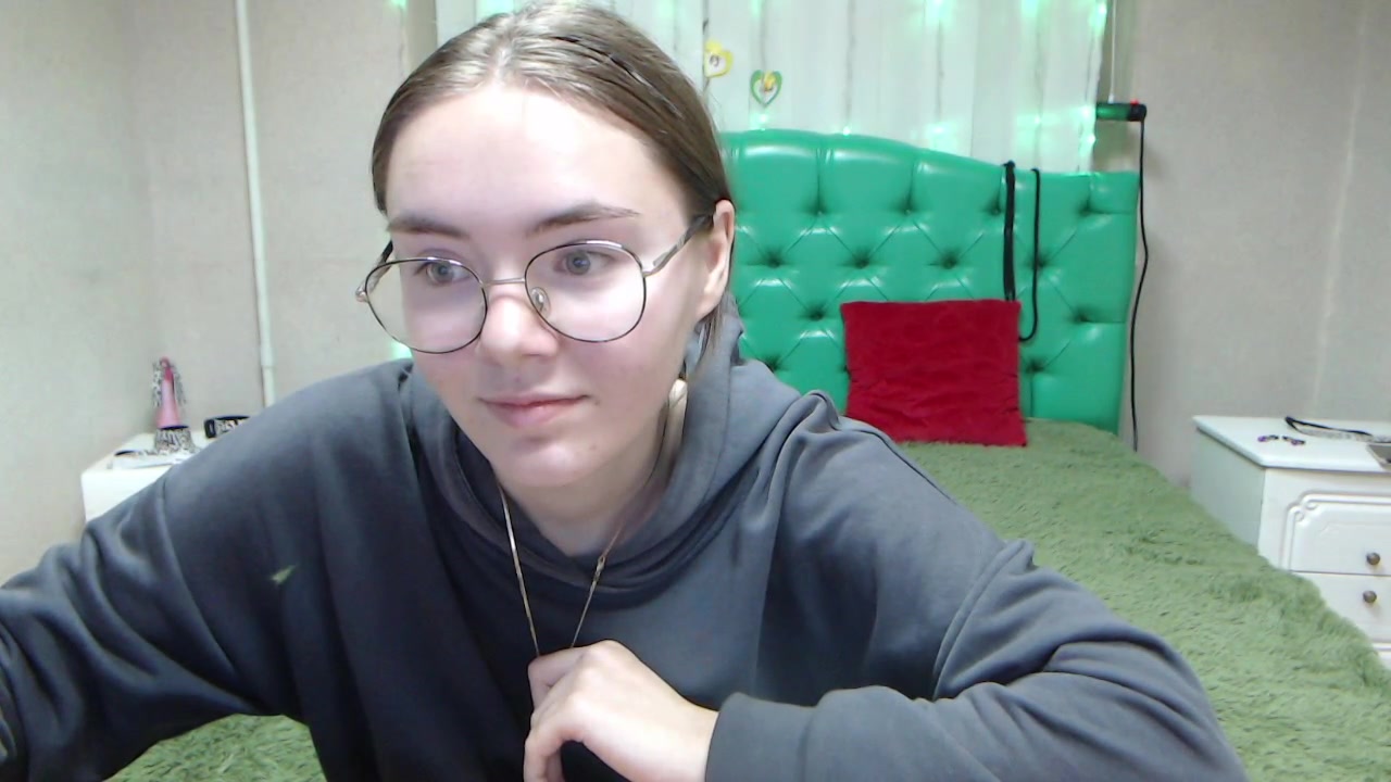 AlinaFreckles naked stripping on cam for live sex video chat