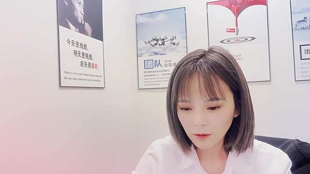 Filla– naked stripping on cam for live sex video chat